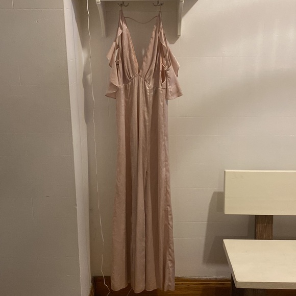 Topshop Cold Shoulder Blush and Metalic maxi dress - Picture 3 of 9